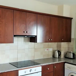 Апартаменты 101 Mandritis Court